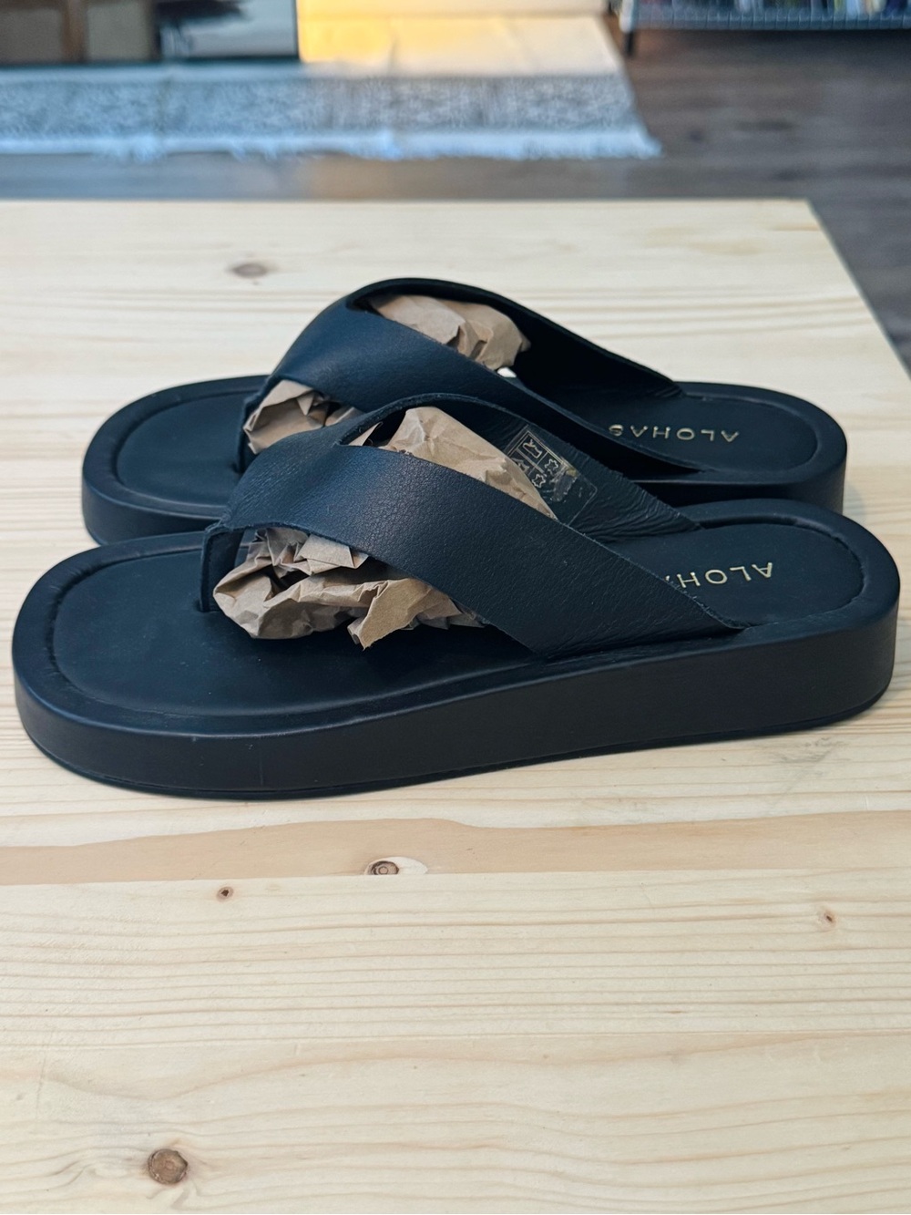 ALOHAS Black Leather Thong Sandals - Picture 8 of 8
